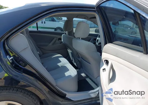 2009 Toyota Camry z USA, uszkodzony, nr VIN 4T1BE46K89U334840